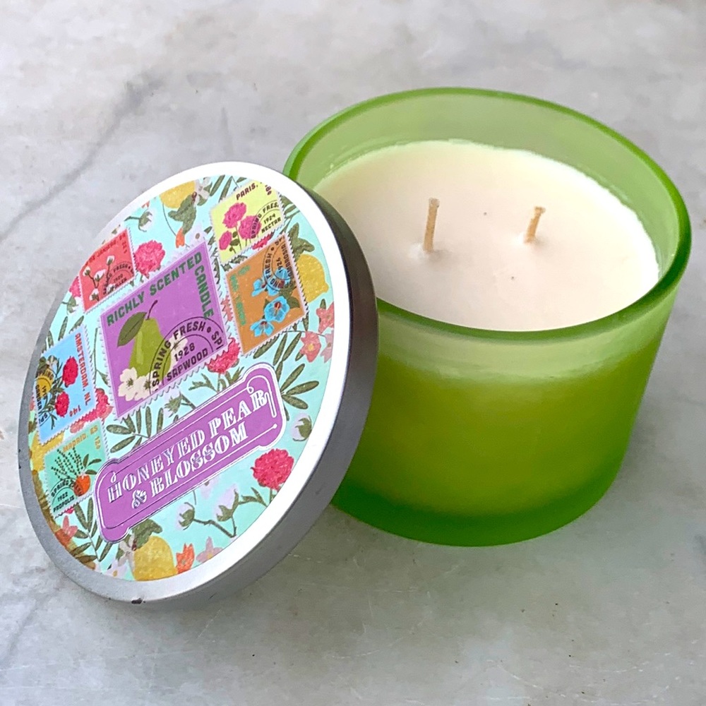 DW HOME CANDLE SPICED HONEYED PEAR AND BLOSSOM 2 WICK RICHLY SCENTED NEW